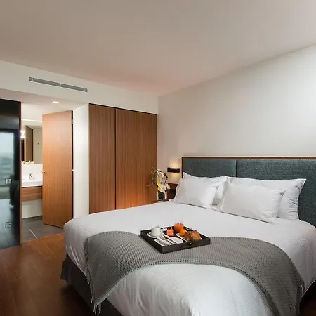 Aparthotel Fraser - Serviced 4*