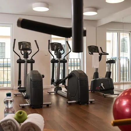 Apartmanhotel Fraser - Serviced 4*